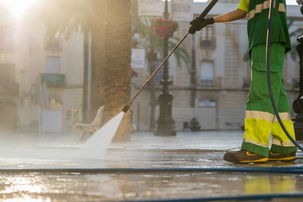Best Affordable Power Washing  in Bloomingburg, OH