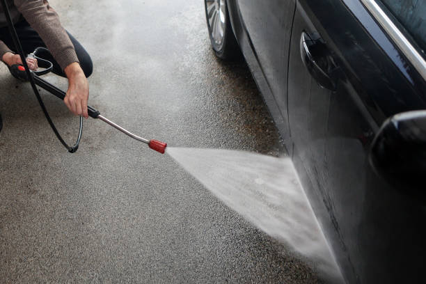 Best Concrete Pressure Washing  in Bloomingburg, OH